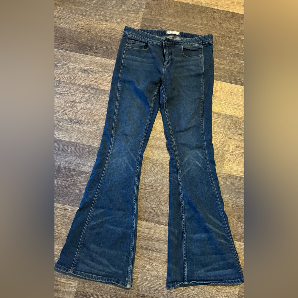 Free people flare jeans size 29 mid-rise